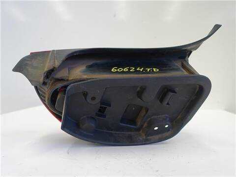 Foto 2ª: Piloto Trasero Derecho Citroen C5 2.0 HDI DCRHZB DCRHZE) BERLINA 109CV 80KW [RHZ (DW10ATED)] (2003)