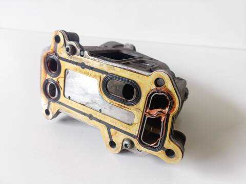 Foto 2ª: Radiador Aceite Bmw Serie 3 315 320D 2.0 TD CAT 177CV (2007)