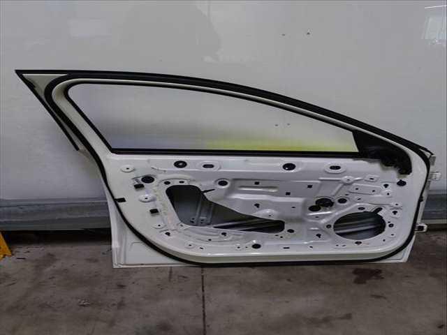 Foto 2ª: Puerta Delantera Izquierda Peugeot 308 131 CV 96KW [YHZ DV5RC] (2023)