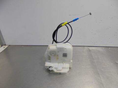 Foto 3ª: Cerradura Puerta Trasera Izquierda Mitsubishi ASX CHALLENGE 2WD 117CV 86KW [4A92] (2010)