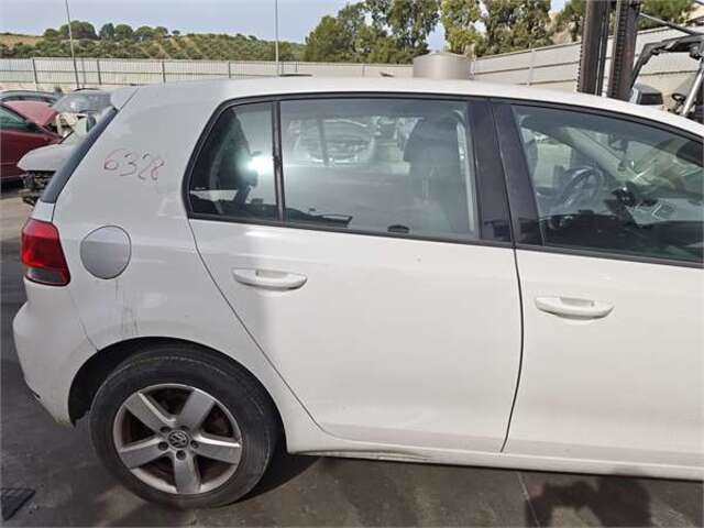 Puerta Trasera Derecha Volkswagen Golf 1.6 ADVANCE BLUEMOTION [1.6 LTR. - 77 KW TDI DPF]