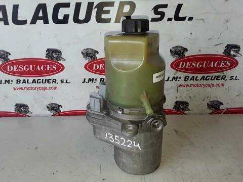 Foto 2ª: Bomba de Direccion Ford Focus TREND 2.0 TDCI CAT 136CV (2007)