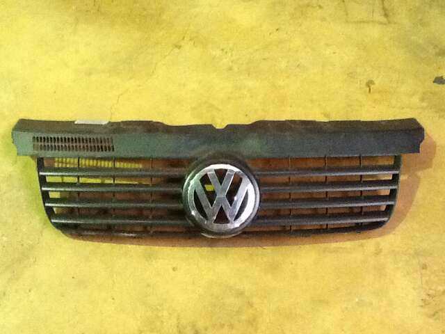 Rejilla Delantera Volkswagen Transporter 2.5TDI FURGON