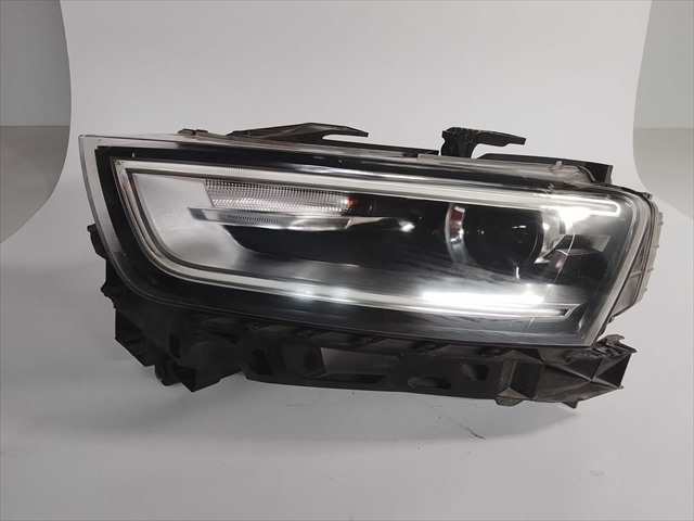 Faro Izquierdo Audi Q3 2.0 D