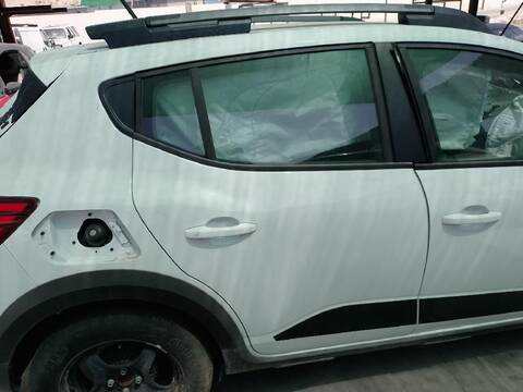 Foto 1ª: Puerta Trasera Derecha Dacia Sandero 1.0 TCE 90 (2021)