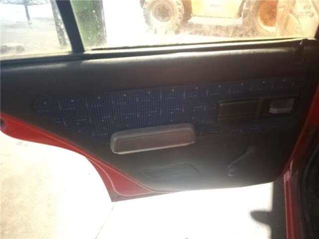 Foto 2ª: Puerta Trasera Izquierda Peugeot 205 1.8 DIESEL [161A (XUD7)]