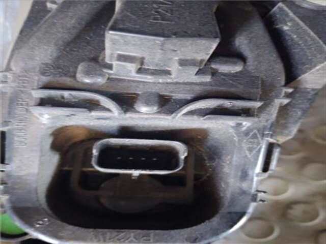 Foto 3ª: Piloto Trasero Derecho Renault Clio 1.5 BUSINESS [1.5 LTR. - 66 KW DCI DIESEL FAP] [K9K B6]