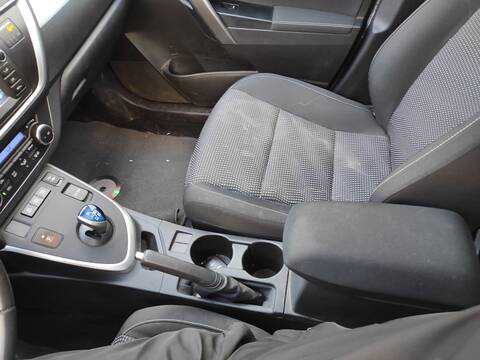 Consola Central Toyota Auris 2ZRFXE