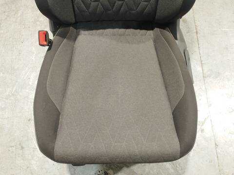 Foto 2ª: Asiento Delantero Izquierdo Volkswagen T-Cross 1.0 TSI 116CV 85KW [DUSA] (2024)