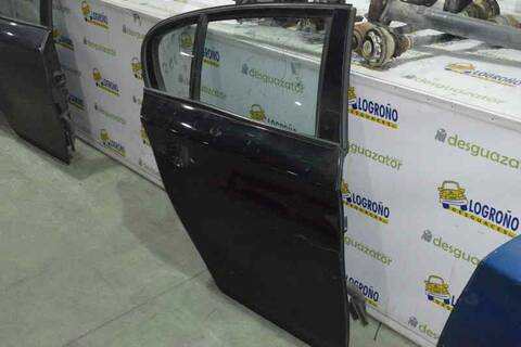 Foto 3ª: Puerta Trasera Derecha Bmw Serie 1 114 2.0 TD 143CV