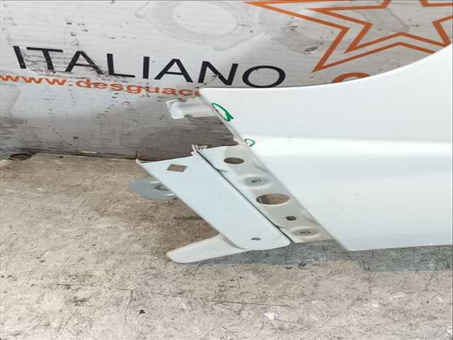 Foto 3ª: Aleta Delantera Izquierda Renault Trafic 6 - PLAZAS ACRISTALADO PARCIAL COMBI CORTO 90CV 66KW [M9R780] (2010)