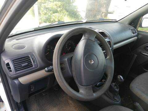 Salpicadero Renault Clio K9K700