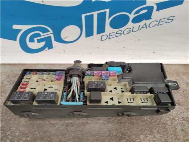 Caja Reles Fusibles Mazda 3 1.6