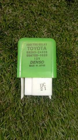 Caja Reles Fusibles Lexus LX 4.7 G 470 V8