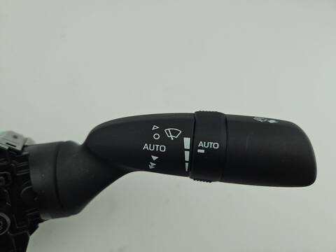 Foto 3ª: Mando Multifuncion Toyota CHR 2.0 HYBRID MAXH21L) 150CV 111KW [M20A] (2025)