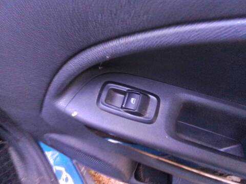Foto 2ª: Botonera Elevalunas Ford EcoSport COOL CONNECT 125CV 92KW [M1JU] (2021)