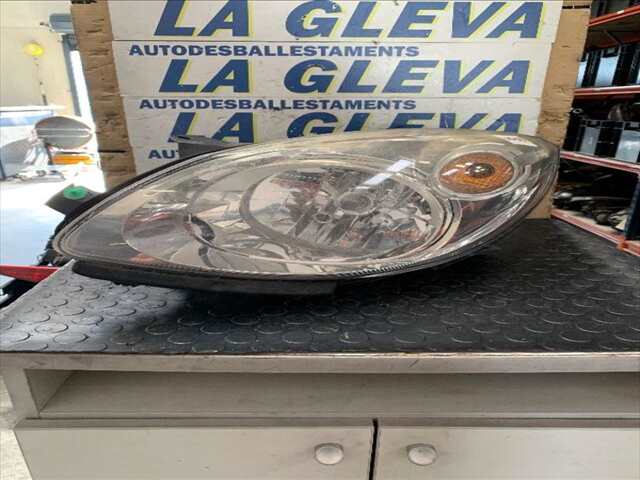 Faro Izquierdo Renault Twingo 1.200 8V 60CV/43KW