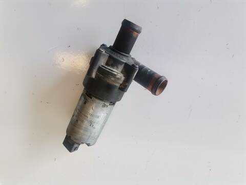 Foto 1ª: Bomba de Agua Volkswagen Lt LT 35 COMBI 102CV (1996)