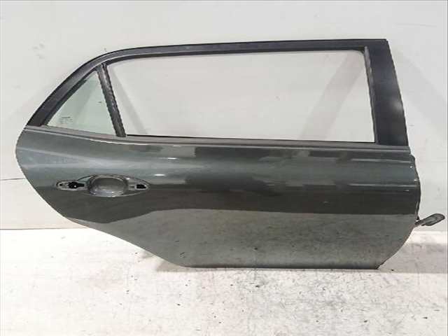 Foto 2ª: Puerta Trasera Derecha Toyota Auris 1.6 ZRE151_) 124CV [1ZR-FE] (2006)