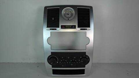 Consola Central Chrysler 300 3.0 CRD EXECUTIVE 218CV 160KW