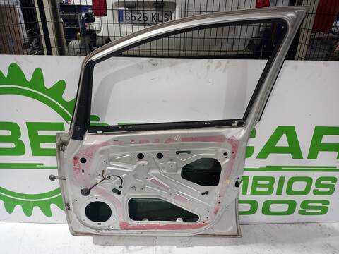 Foto 2ª: Puerta Delantera Derecha Opel Zafira COSMO 120CV 88KW [Z19DT] (2007)