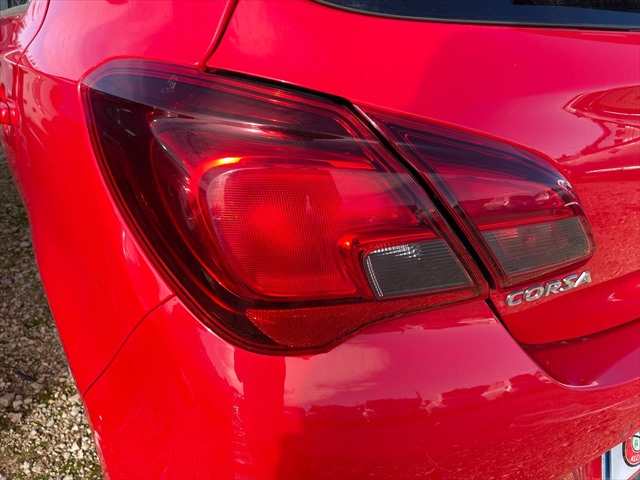 Foto 3ª: Piloto Trasero Izquierdo Opel Corsa 1.4 G 90cv [B14XER] (2018)