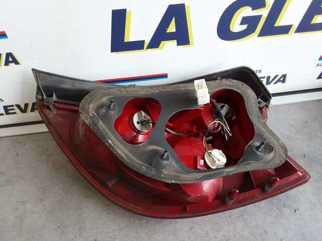 Foto 2ª: Piloto Trasero Izquierdo Kia Ceed 1.6 CRDI FASTBACK ED) [D4FB] (2007)