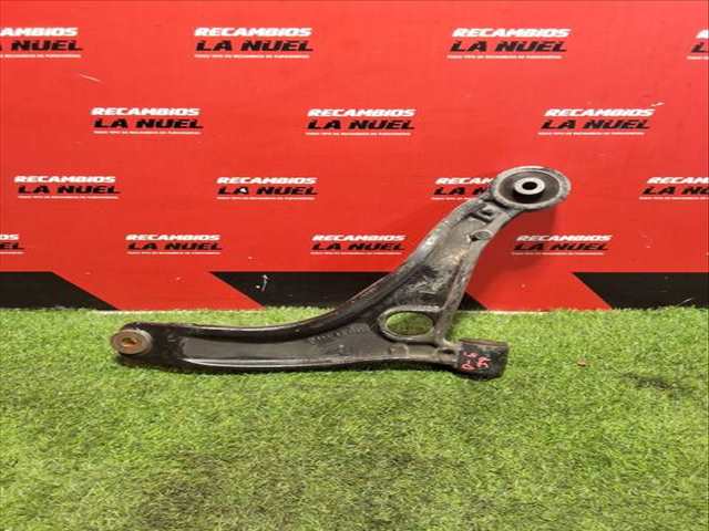 Foto 1ª: Brazo Suspension Delantero Izquierdo Renault Master 2.3 DCI 125 FWD FV0C FV0D FV0G FV0H FV0J FV0K) 125CV 92KW FURGONETA [M9T 670,M9T 672,M9T 676,M9T 678,M9T 680,M9T 870,M9] (2013)