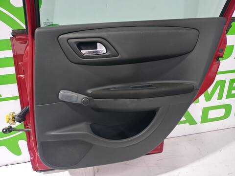 Foto 3ª: Puerta Trasera Derecha Citroen C4 1.6 16V HDI BERLINA 90CV 66KW [9HXDV6ATED4] (2008)