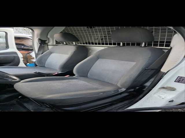 Asiento Delantero Izquierdo Peugeot Bipper BASICO 75CV 55KW