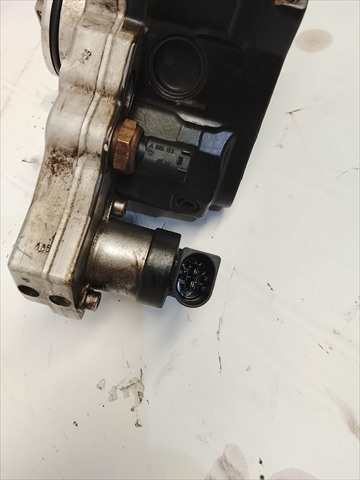 Foto 4ª: Bomba Inyeccion Mercedes Clase CLK 220 2.2 DIESEL [OM646.963] (2008)