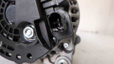 Foto 3ª: Alternador Volkswagen Touran ADVANCE BLUEMOTION 105CV