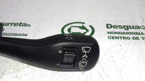 Foto 2ª: Mando Multifuncion Bmw Serie 3 315 2.0 DIESEL CAT BERLINA 116CV 85KW [204D-4D] (2003)