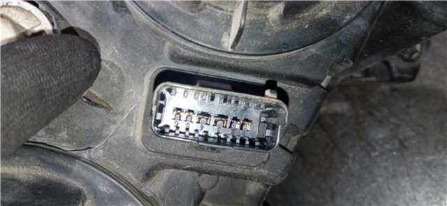 Foto 3ª: Faro Derecho Citroen C5 2.0 HDI [RHZ (DW10ATED)]