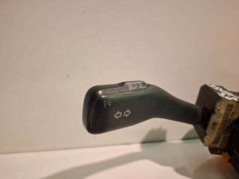 Foto 2ª: Mando Luces Volkswagen Golf AZD BERLINA (2001)