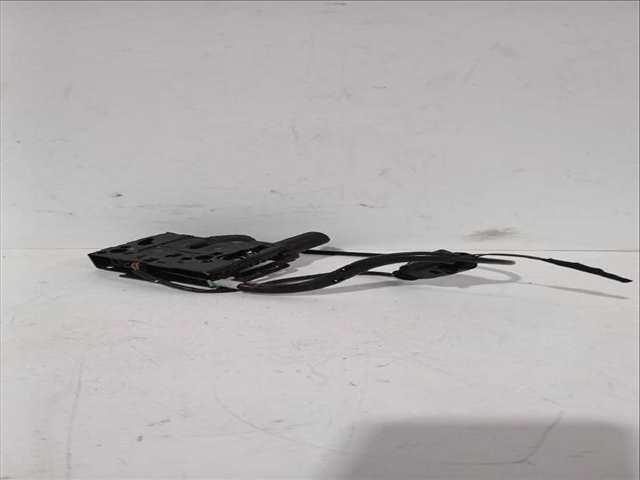 Foto 3ª: Cerradura Capot Volkswagen T-Roc 1.6 TDI 115CV [DGTE] (2017)