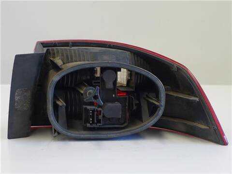 Foto 2ª: Piloto Trasero Izquierdo Renault Laguna 1.9 DCI BG0G) 120CV 88KW (2002)