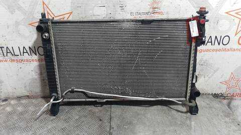 Foto 1ª: Radiador Motor Mercedes Clase B 150 180 CDI 245.207) 109CV 80KW [OM640940] (2010)