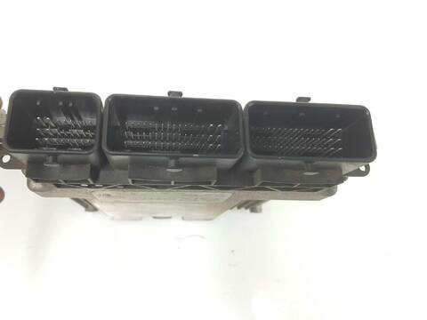 Foto 3ª: Centralita Motor ECU Nissan NV200 1.5 DCI 86CV [K9K608] (2009)