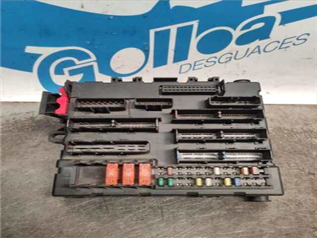 Caja Reles Fusibles Opel Vectra 1.8 16V