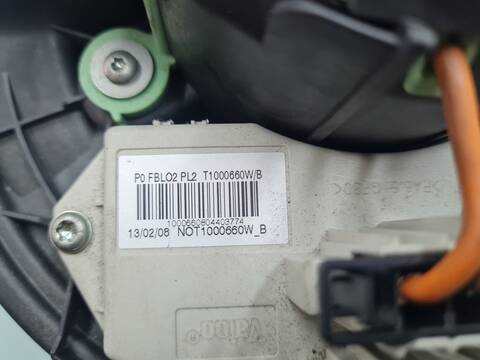Foto 2ª: Calefacción Bmw Serie 1 114 123D COUPE 204CV 150KW [N47D20B] (2009)