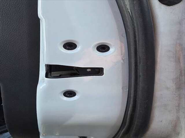 Cerradura Puerta Trasera Derecha Ford Kuga TREND 140CV 103KW