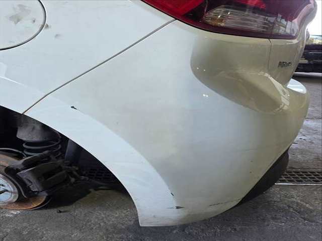 Foto 3ª: Paragolpes Trasero Kia Rio SPIRIT 101CV 74KW (2020)