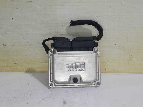 Foto 3ª: Centralita Motor ECU Audi A6 2.5 TDI QUATTRO AVANT 180CV 132KW [BAU] (2001)