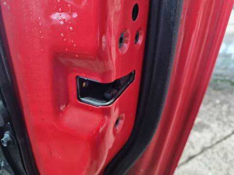 Cerradura Puerta Delantera Derecha Ford Fiesta ECONETIC 90CV 66KW