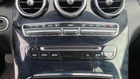 Foto 2ª: Sistema GPS Mercedes Clase C 220 2.1 BLUETEC/D 170CV 125KW OM651.921 W205 205.004)