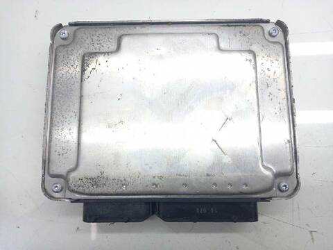 Foto 2ª: Centralita Motor ECU Volkswagen Polo ADVANCE 70CV 51KW [BNM] (2007)