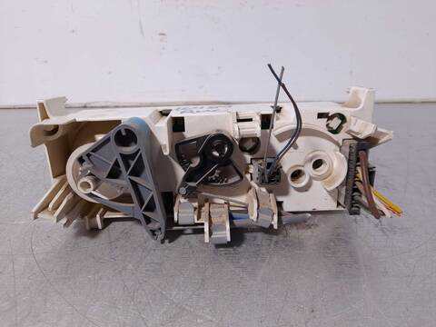 Foto 2ª: Mando Calefacción A. A. Peugeot Partner PREMIUM 75CV 55KW [9HW] (2010)