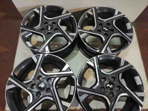 Juego LLantas Hyundai i30 G3LE