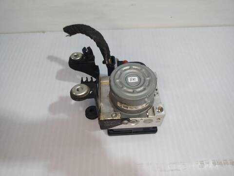 Foto 2ª: Abs Jaguar E Pace 2.0 D150 AWD 150CV X540) [204DTD(AJ20D4) 204DTF(AJ20D4)] (2017)